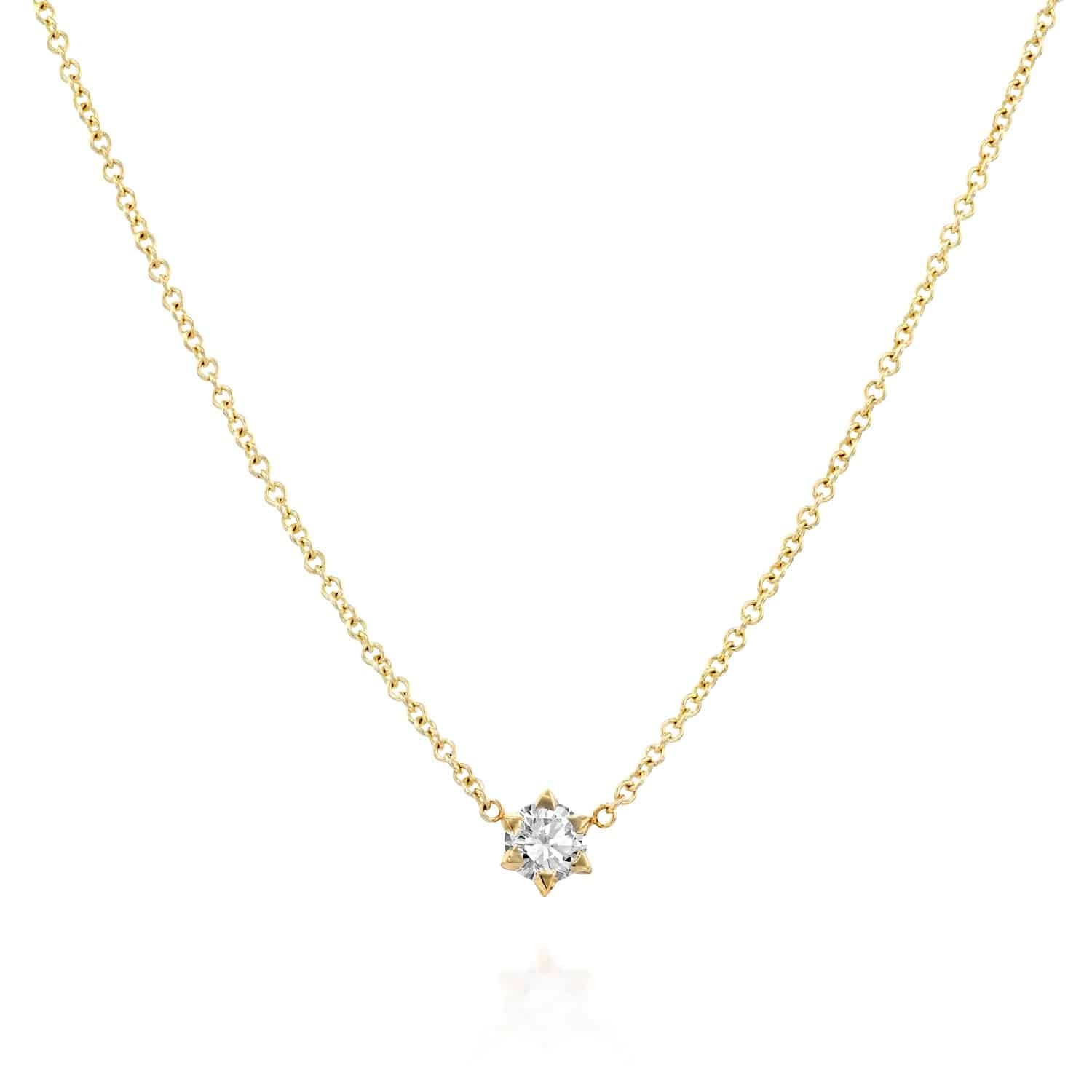 שרשרת סוליטר: יהלום משובץ בתוך מגן דוד